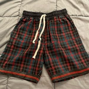 Mens Represent shorts